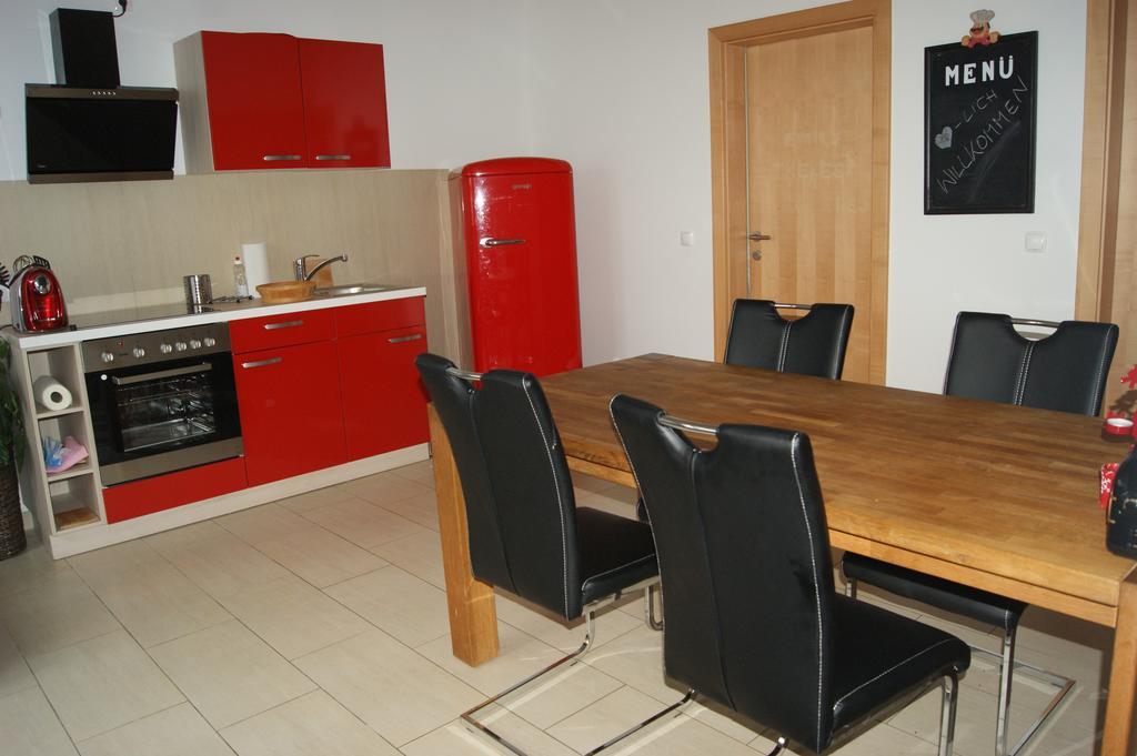 Ferienwohnung Frieser Steindorf am Ossiacher See Dış mekan fotoğraf